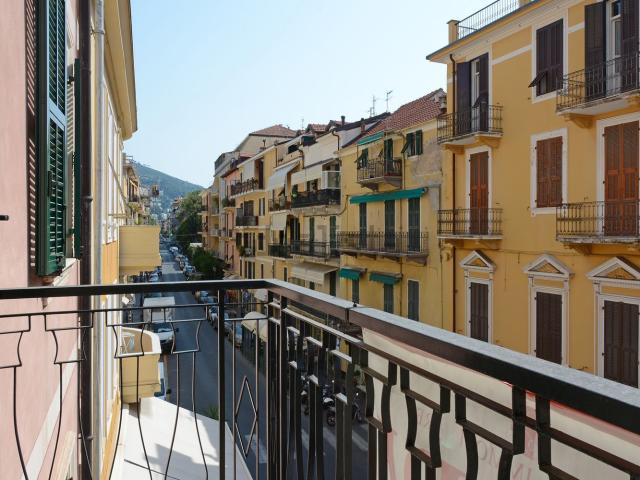 Appartamento in vendita di 100 m² in Via Milite Ignoto, 31