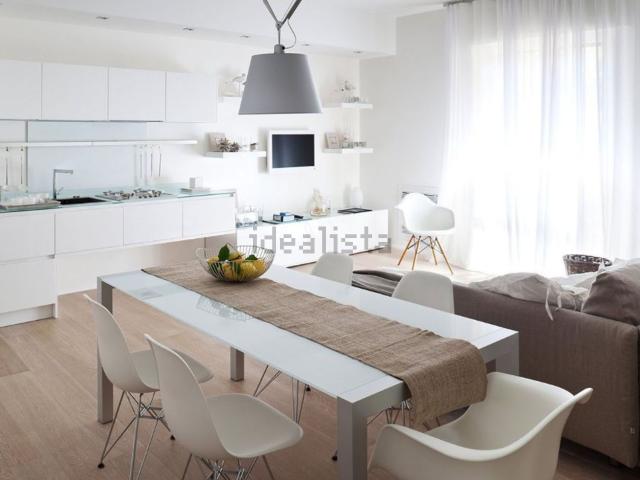 Appartamento in vendita di 100 m² in Via Municipio, 87