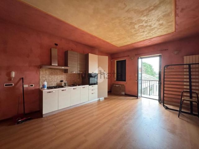 Appartamento in vendita di 100 m² in Via Novara, 119