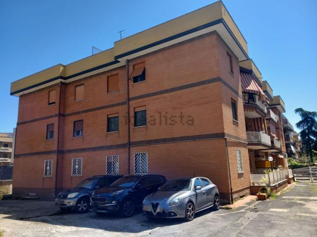 Appartamento in vendita di 100 m² in Via Nazionale Tiburtina, 177
