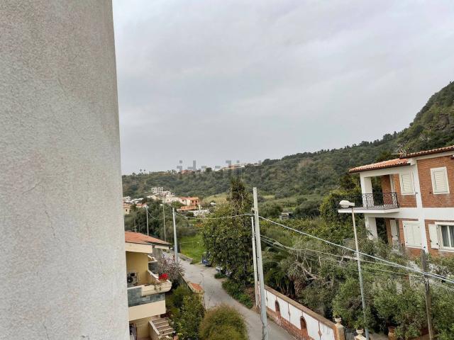 Appartamento in vendita di 100 m² in Via Nettuno