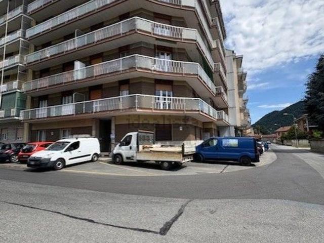 Appartamento in vendita di 100 m² in Via Nicolao Sottile, 59