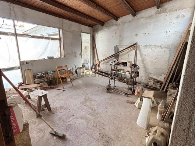 Appartamento in vendita di 100 m² in Via Nicolò Derelitto