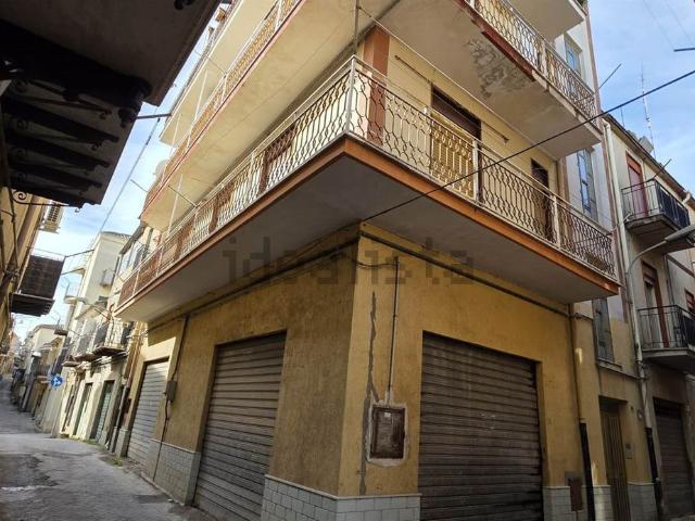 Appartamento in vendita di 100 m² in Via Nicosia, 24
