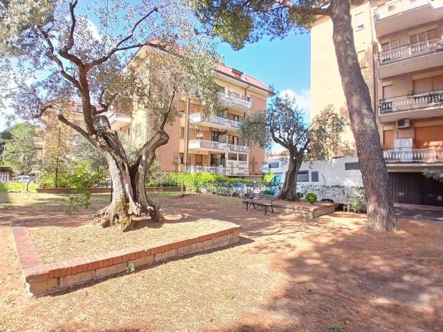 Appartamento in vendita di 100 m² in Via Nino Bixio, 1