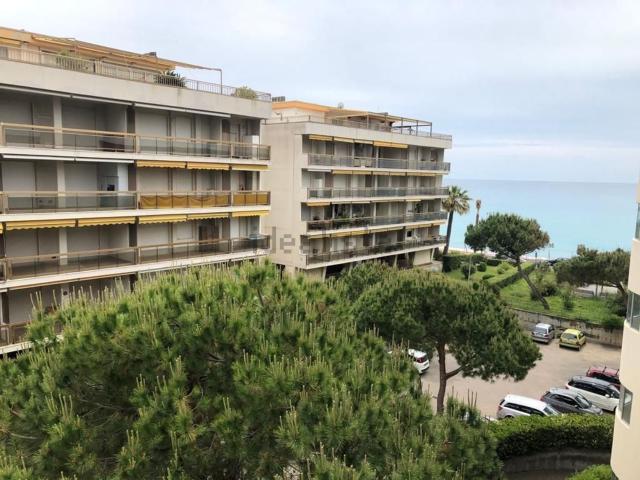 Appartamento in vendita di 100 m² in Via Nino Lamboglia