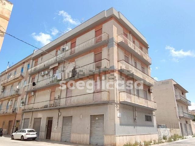 Appartamento in vendita di 100 m² in Via Socrate, 9