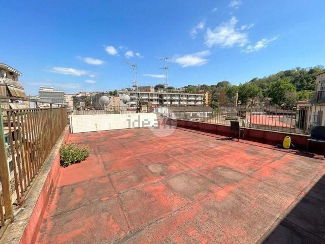Appartamento in vendita di 100 m² in Via San Maria Ai Monti, 174