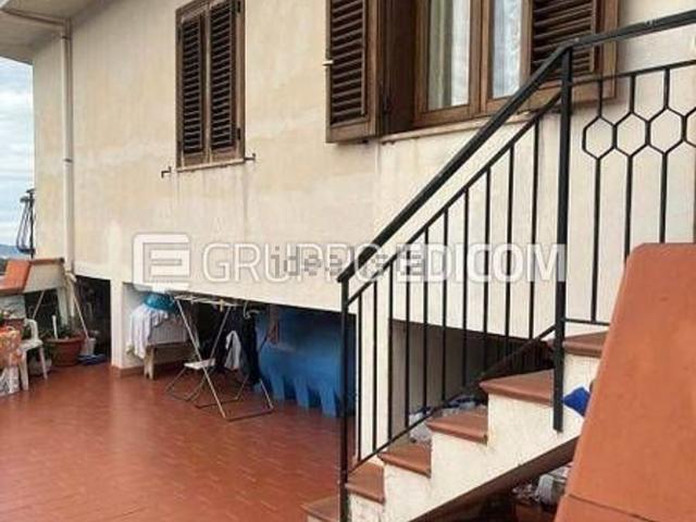 Appartamento in vendita di 100 m² in Via San Maria