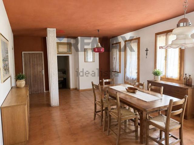 Appartamento in vendita di 100 m² in Via San Andrea, 2
