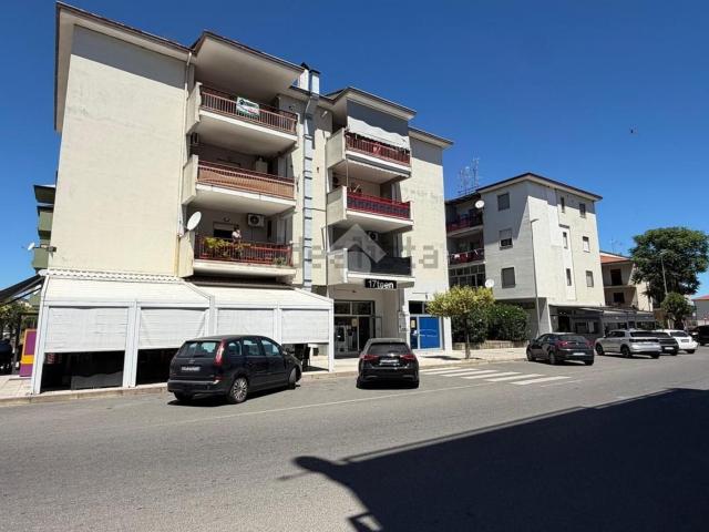 Appartamento in vendita di 100 m² in Via San Caterina da Siena, 10