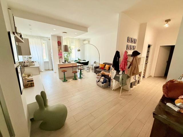 Appartamento in vendita di 100 m² in Via San Dalmazzo, 11