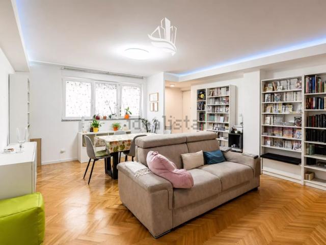 Appartamento in vendita di 100 m² in Via San Vigilio