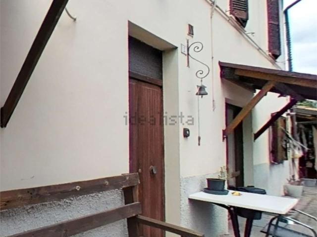 Appartamento in vendita di 100 m² in Via Sant&apos Anna