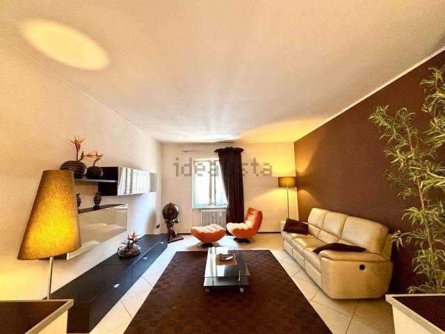 Appartamento in vendita di 100 m² in Via Santorre di Santarosa, 7