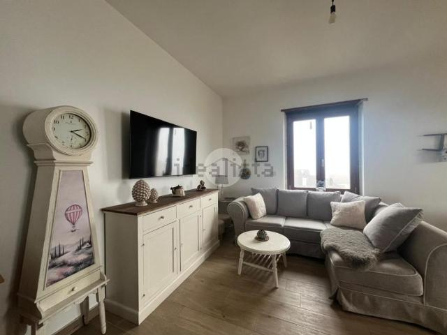 Appartamento in vendita di 100 m² in Via Santa Cecilia, 3