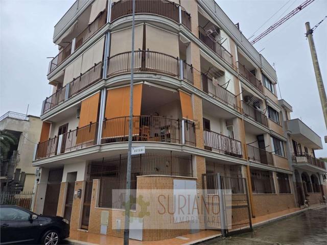 Appartamento in vendita di 100 m² in Via Santa Maria dei Miracoli, 212