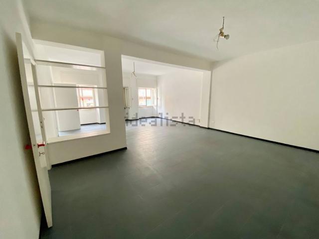 Appartamento in vendita di 100 m² in Via Serraloggia, 9