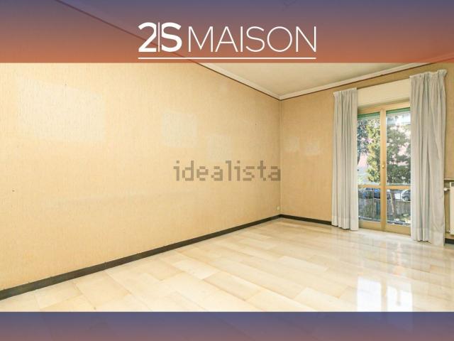 Appartamento in vendita di 100 m² in Via Silvio Lagustena