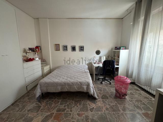 Appartamento in vendita di 100 m² in Via Simone Martini, 17