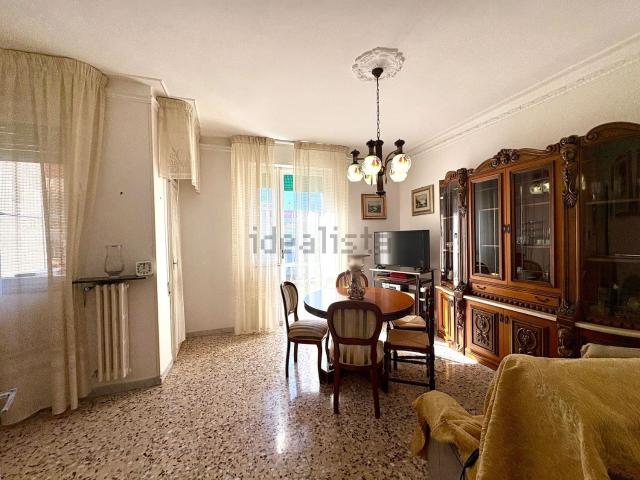 Appartamento in vendita di 100 m² in Via Sindaco Arcangelo della Corte, 6