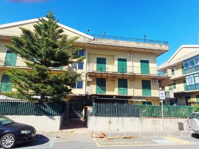 Appartamento in vendita di 100 m² in Via Spiaggia, 119