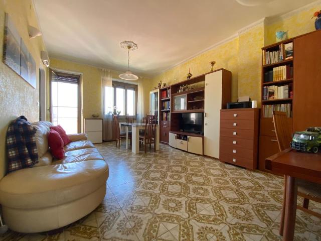 Appartamento in vendita di 100 m² in Via Susa, 11