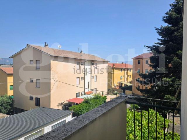 Appartamento in vendita di 100 m² in Via Pomezia, 2
