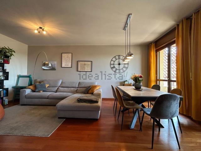 Appartamento in vendita di 100 m² in Via Pompeo Marchesi, 59