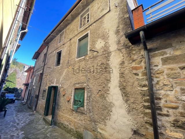 Appartamento in vendita di 100 m² in Via Porta Pizzorna, 20
