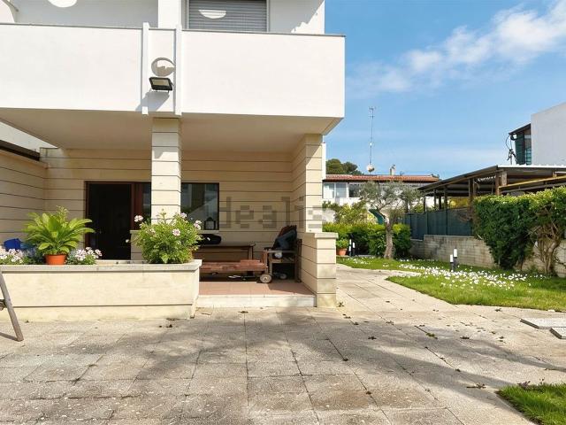 Appartamento in vendita di 100 m² in Via Posillipo, 48