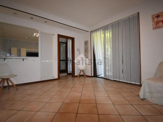 Appartamento in vendita di 100 m² in Via Padre Costanzo Beschi