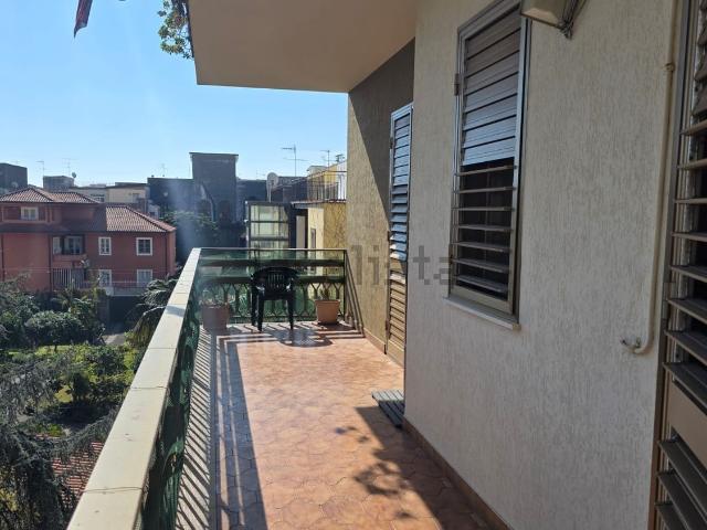 Appartamento in vendita di 100 m² in Via Padre Ambrogio, 7