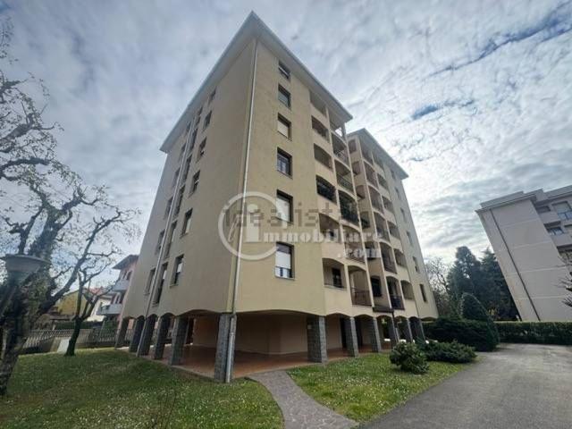Appartamento in vendita di 100 m² in Via Padre Giuliani, 5