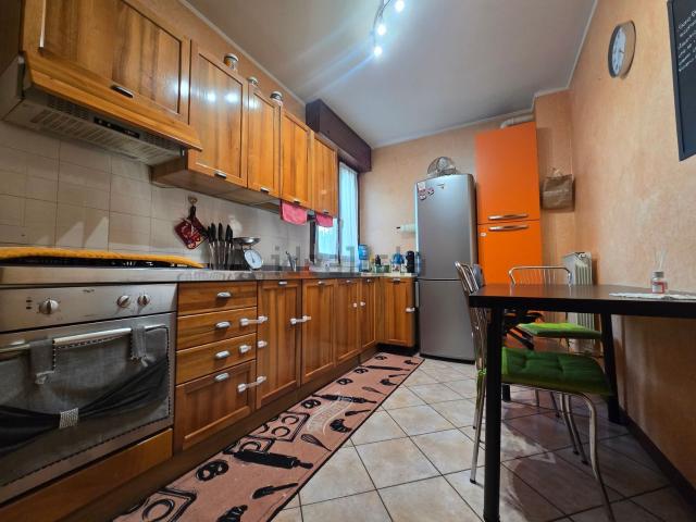 Appartamento in vendita di 100 m² in Via Padre Davide da Bergamo, 5