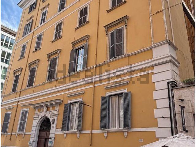 Appartamento in vendita di 100 m² in Via Palestro