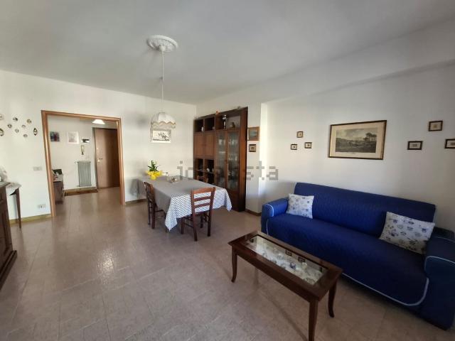 Appartamento in vendita di 100 m² in Via Paolieri