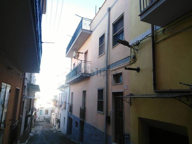 Appartamento in vendita di 100 m² in Via Papa Giovanni XXIII, 25