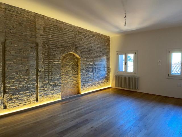 Appartamento in vendita di 100 m² in Via Paris Bordone