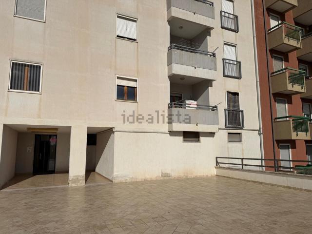 Appartamento in vendita di 100 m² in Via PARISI