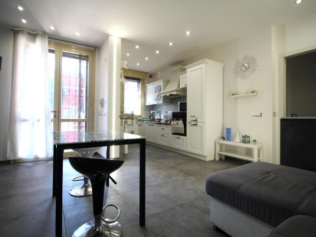 Appartamento in vendita di 100 m² in Via Partecipanza, 1