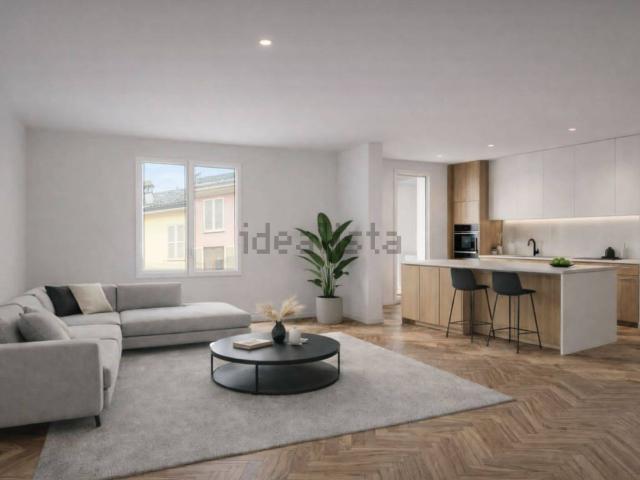 Appartamento in vendita di 100 m² in Via Passo della Cisa, 20