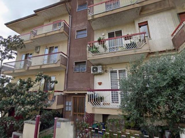 Appartamento in vendita di 100 m² in Via Petruzzelli, 8