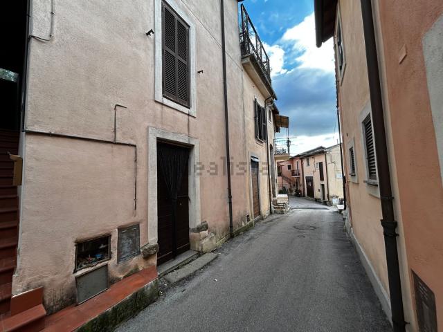 Appartamento in vendita di 100 m² in Via Piave