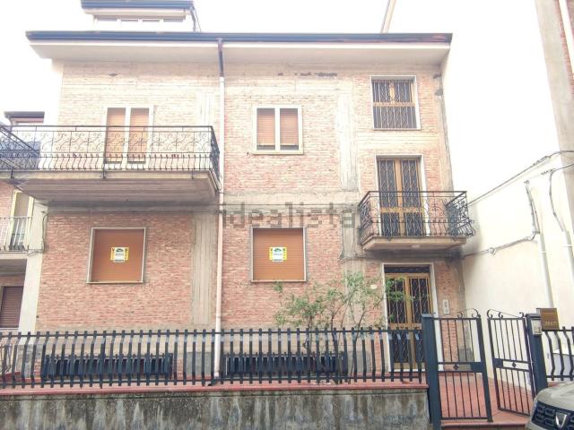 Appartamento in vendita di 100 m² in Via Pietro Nenni, 13