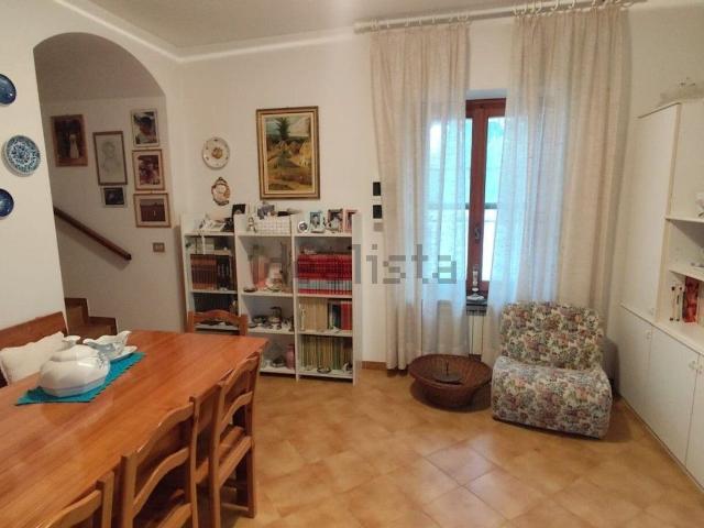 Appartamento in vendita di 100 m² in Via Piste