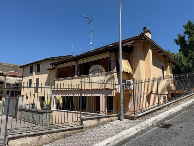 Appartamento in vendita di 100 m² in Via Prenestina Antica, 162