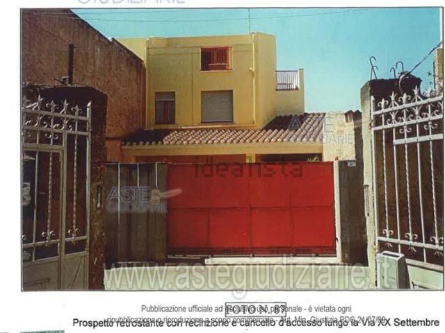 Appartamento in vendita di 100 m² in Via Principe di Piemonte, 9