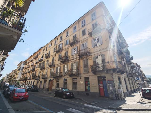 Appartamento in vendita di 100 m² in Via Principe Tommaso, 21