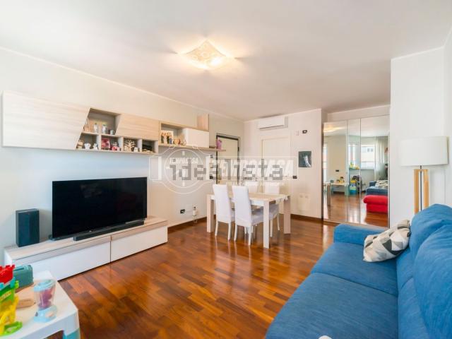 Appartamento in vendita di 100 m² in Via Privata Trasimeno, 48